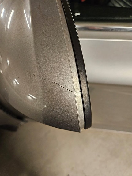 Volkswagen Passat 10 of 11