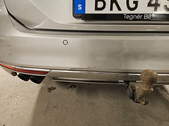 Volkswagen Passat 9 of 11