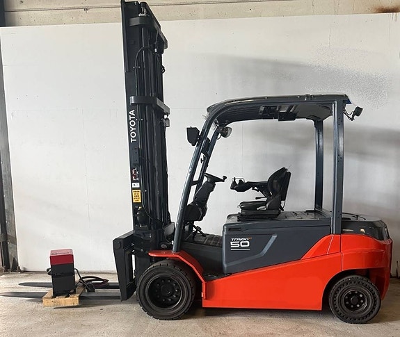 Toyota truck 8FBMT50