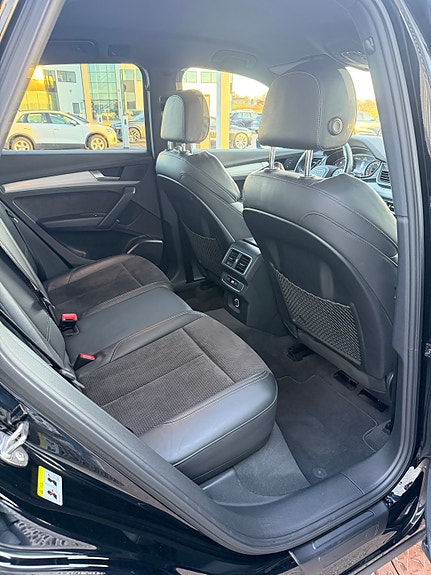 Audi Q5 10 of 21