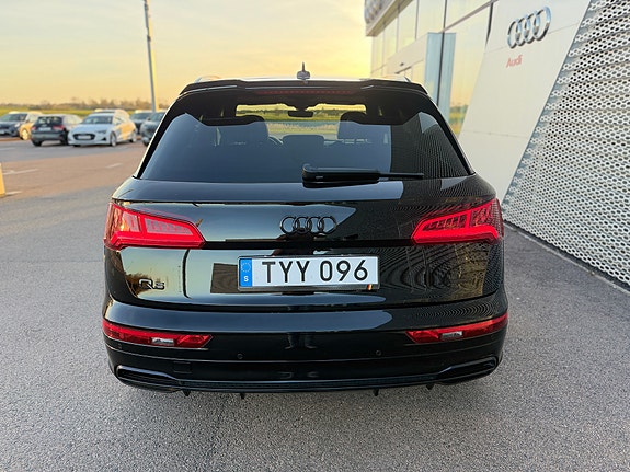 Audi Q5 5 of 21