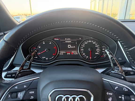 Audi Q5 16 of 21