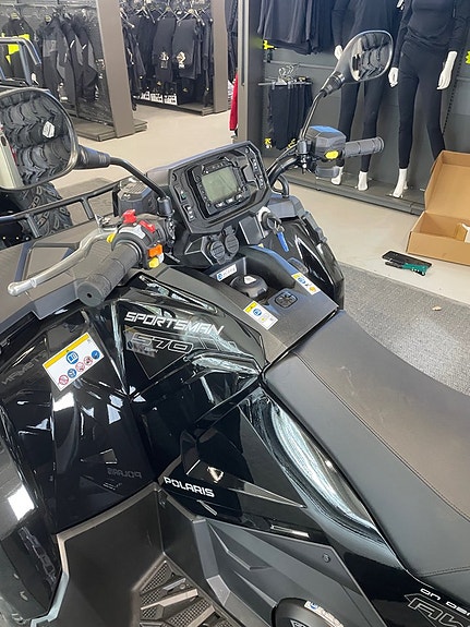 Polaris Sportsman X2 570 EPS LE Onyx Black 5 of 5