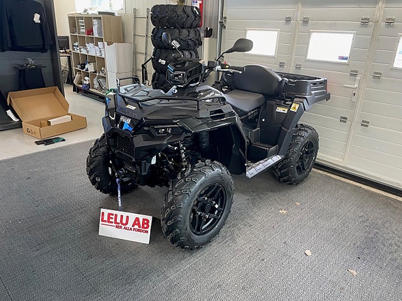 Polaris Sportsman X2 570 EPS LE Onyx Black 3 of 5