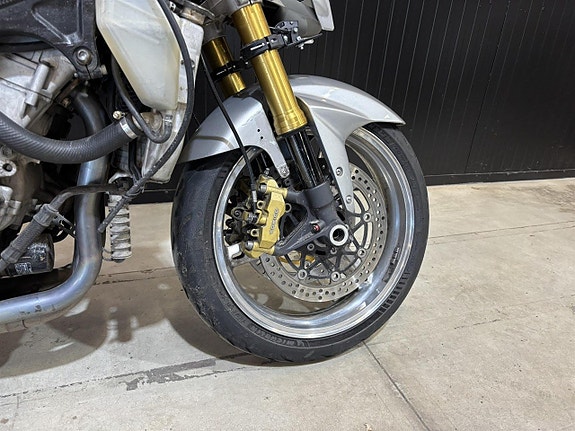 Suzuki GSX-R 1000 (165hk) 4 of 14