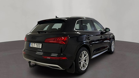 Audi Q5 6 of 15