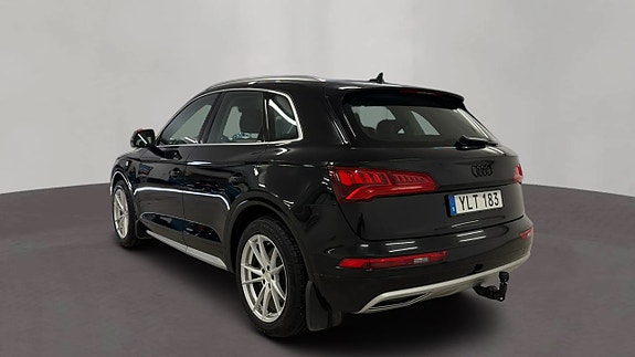 Audi Q5 7 of 15