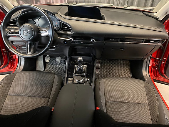 Mazda CX-30 28 of 30