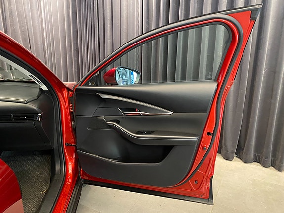 Mazda CX-30 24 of 30
