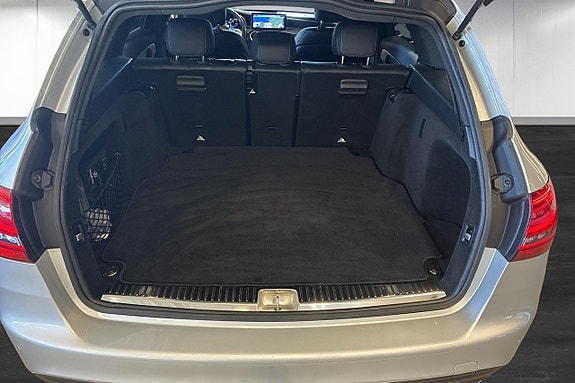Mercedes-Benz C200 d 12 of 12