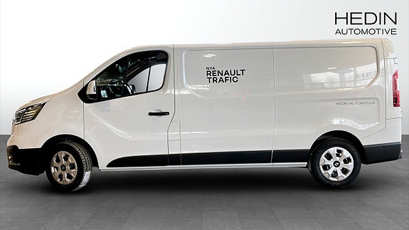 Renault Trafic 6 of 12