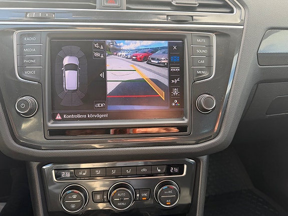 Volkswagen Tiguan 20 of 26