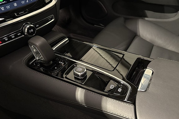 Volvo V60 15 of 16