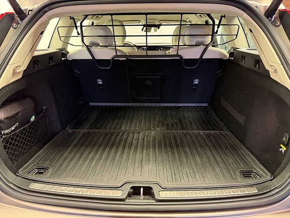 Volvo V60 Cross Country 21 of 21