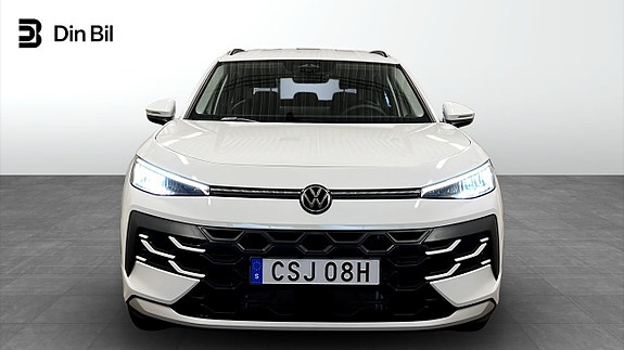 Volkswagen T-Roc 2 of 21