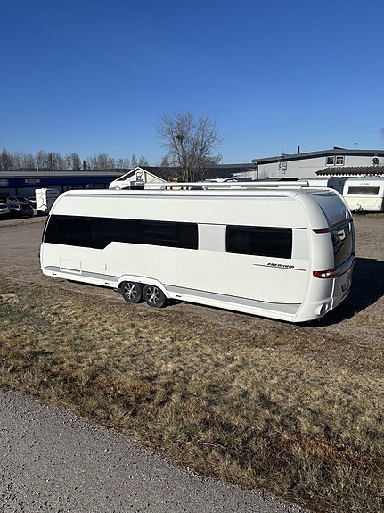 Hobby 650 UKFE  Premium  Barnkammare 2 of 5