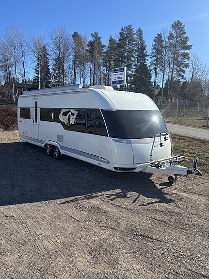 Hobby 650 UKFE  Premium  Barnkammare
