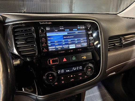 Mitsubishi Outlander 12 of 26