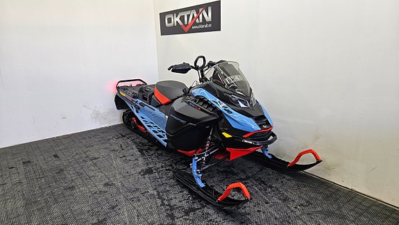 Ski-Doo Expedition