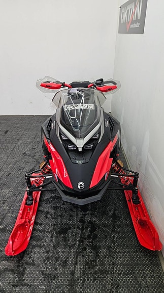 Lynx Xterrain RE 850 E-TEC 4 of 6