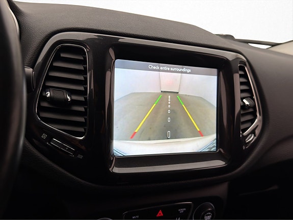 Jeep Compass 24 of 29