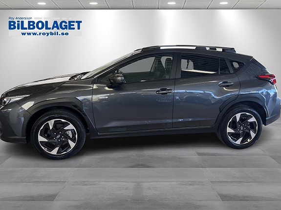 Subaru Crosstrek 2 of 5