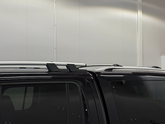 Volkswagen Amarok 10 of 25