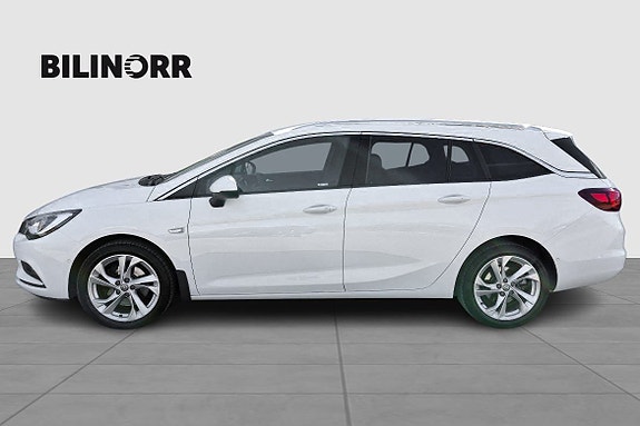 Opel Astra 3 of 5