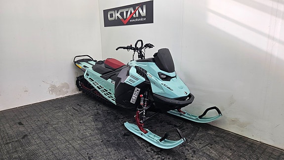 Ski-Doo Freeride 146 850 E-tec