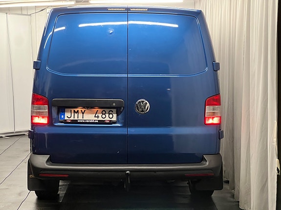Volkswagen Transporter 3 of 5