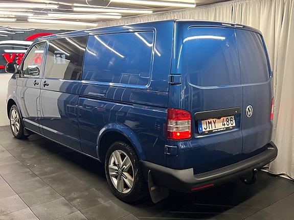 Volkswagen Transporter 2 of 5