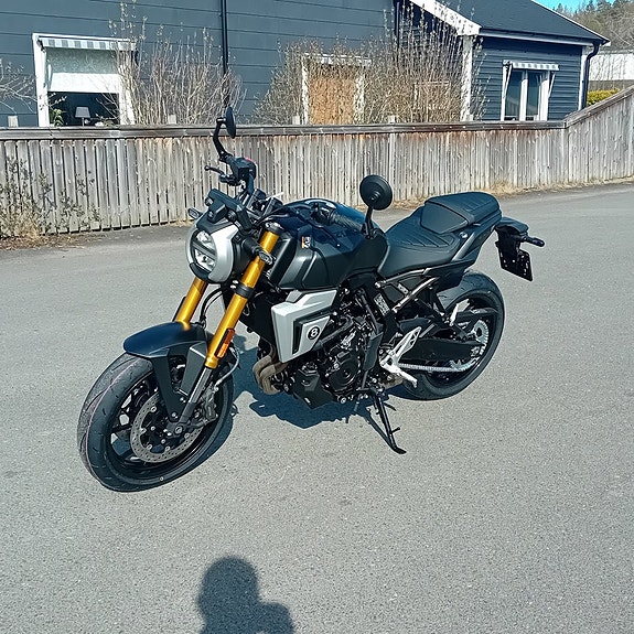 Suzuki GSX-8T 6 of 7