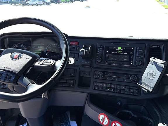 Scania S 460 A6x2NB Dragbil 9 of 9