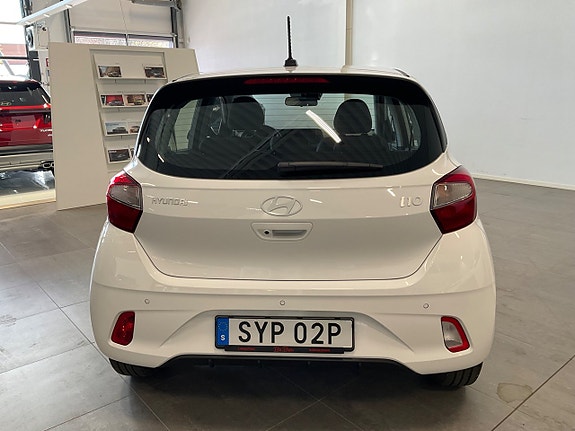 Hyundai i10 5 of 20