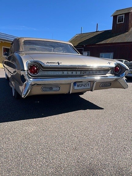 Oldsmobile Dynamic 88 8 of 13