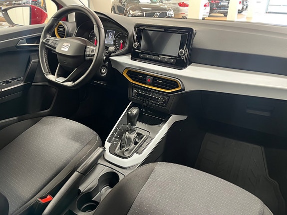 Seat Arona 20 of 23