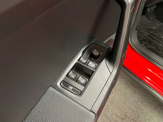 Seat Arona 14 of 23