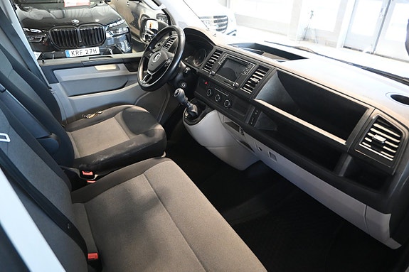 Volkswagen Transporter 8 of 19