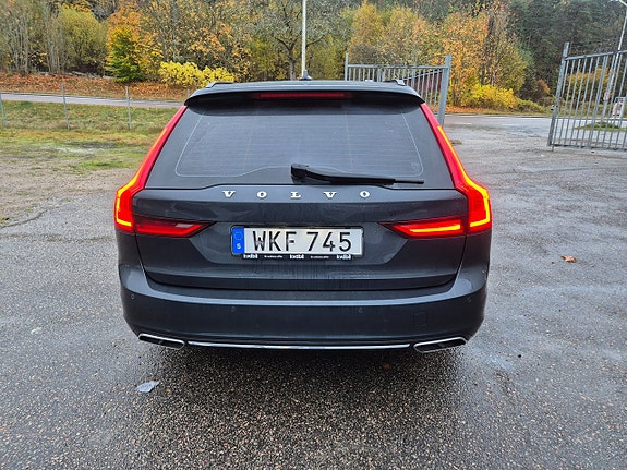 Volvo V90 7 of 27