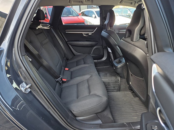 Volvo V90 19 of 27