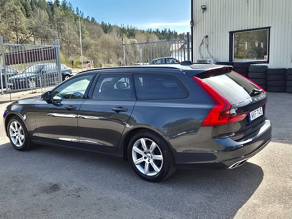 Volvo V90 9 of 27