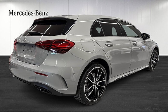 Mercedes-Benz A250 e 4 of 5