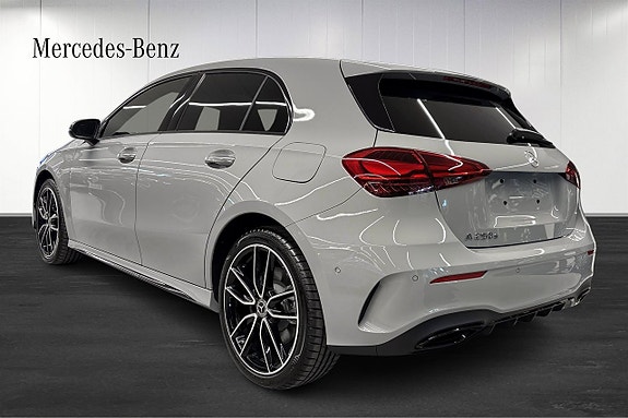 Mercedes-Benz A250 e 3 of 5