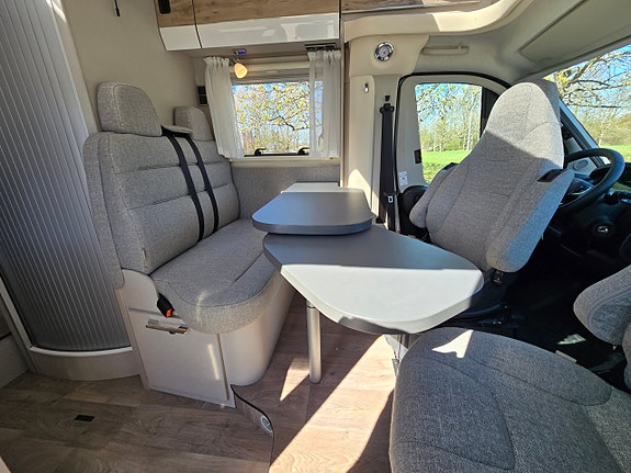 Hymer Exsis-t 374 8 of 16
