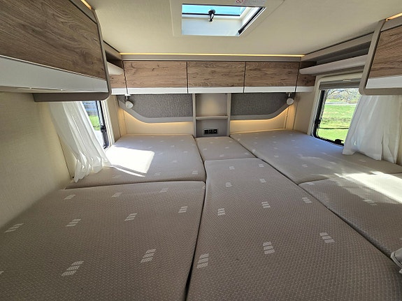 Hymer Exsis-t 374 6 of 16