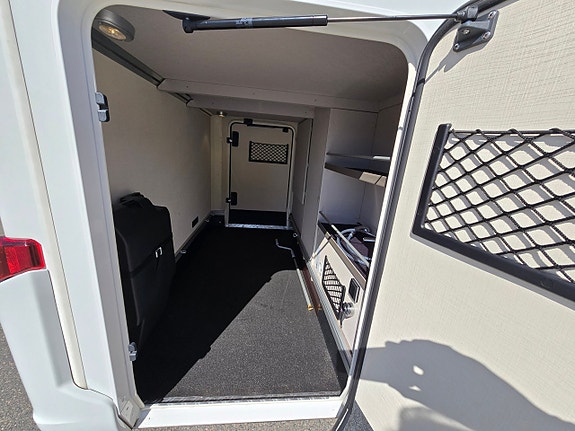 Hymer Exsis-t 374 11 of 16