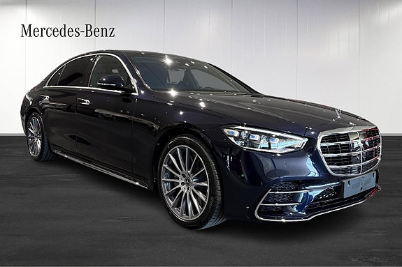 Mercedes-Benz S580 2 of 11