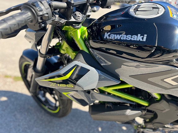 Kawasaki Z125 A1 4 of 5