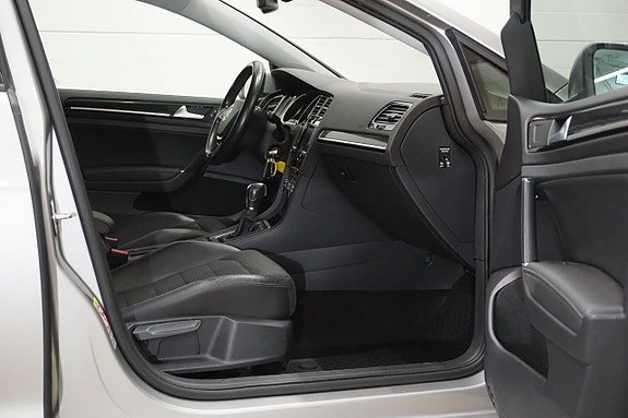 Volkswagen Golf I 14 of 27