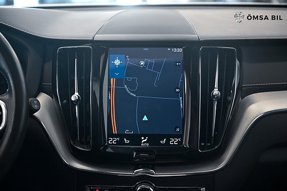 Volvo XC60 13 of 27